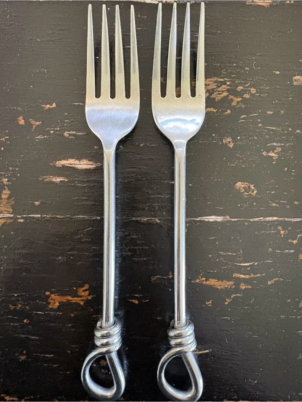 Gibson CUOMO Stainless SALAD FORKS Open Ring Tip 18/8 Glossy Flatware Set of 2